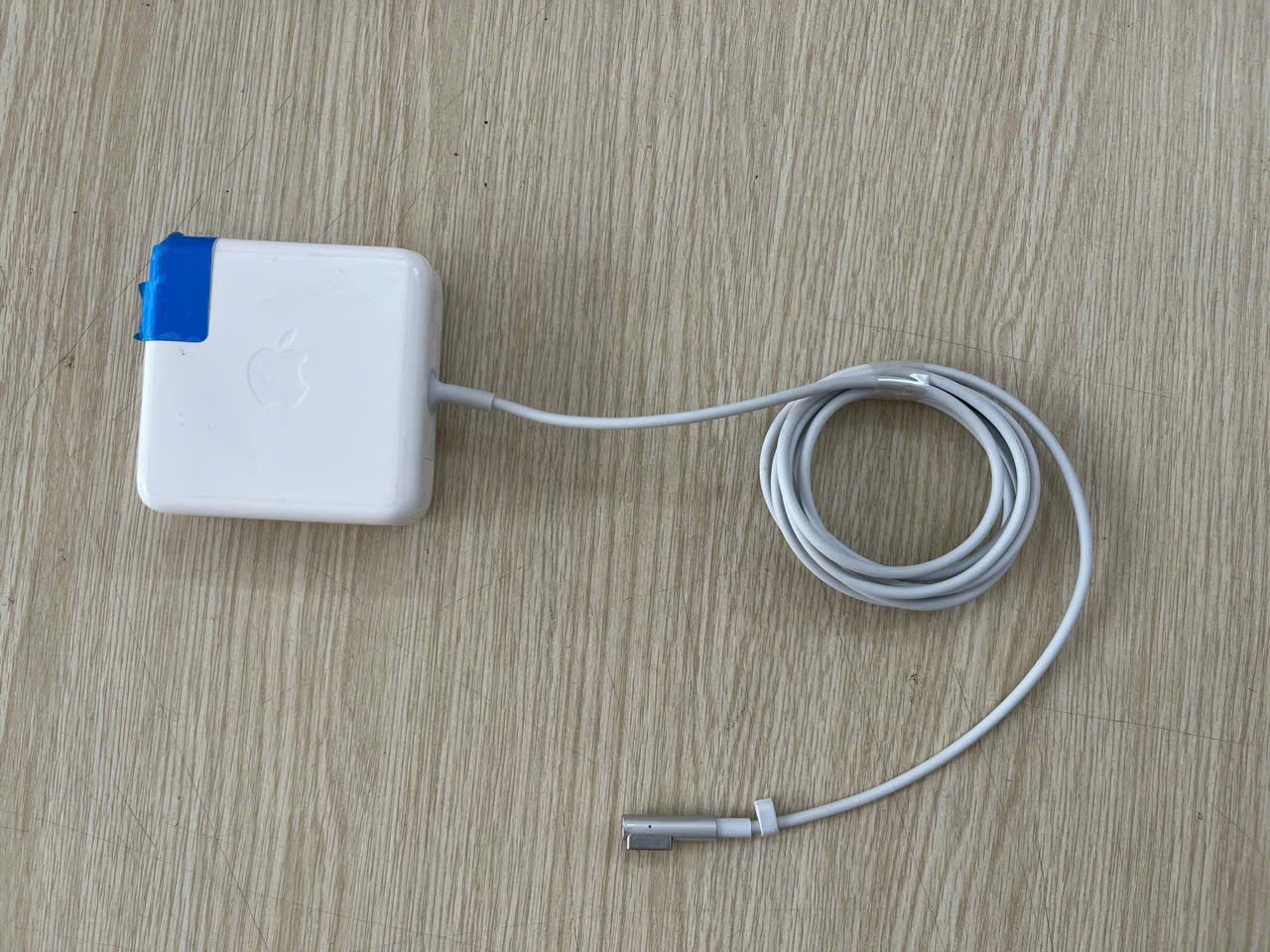Sạc Macbook