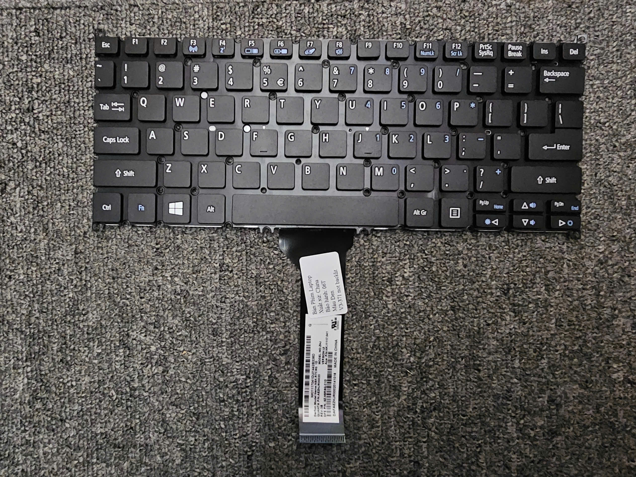 Bàn Phím Acer V3-371 / V3-331 / V5-121 / V5-122 / V5-131 / V5-132 / V3-171 / E3-111 / E3-112 / E3-113 / ES1-111 / ES1-131 / ES1-311 / E3-112 / V3-372 không đèn led.